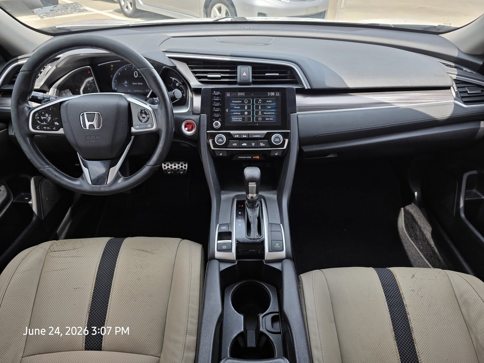 Used 2019 Honda Civic Touring image 12