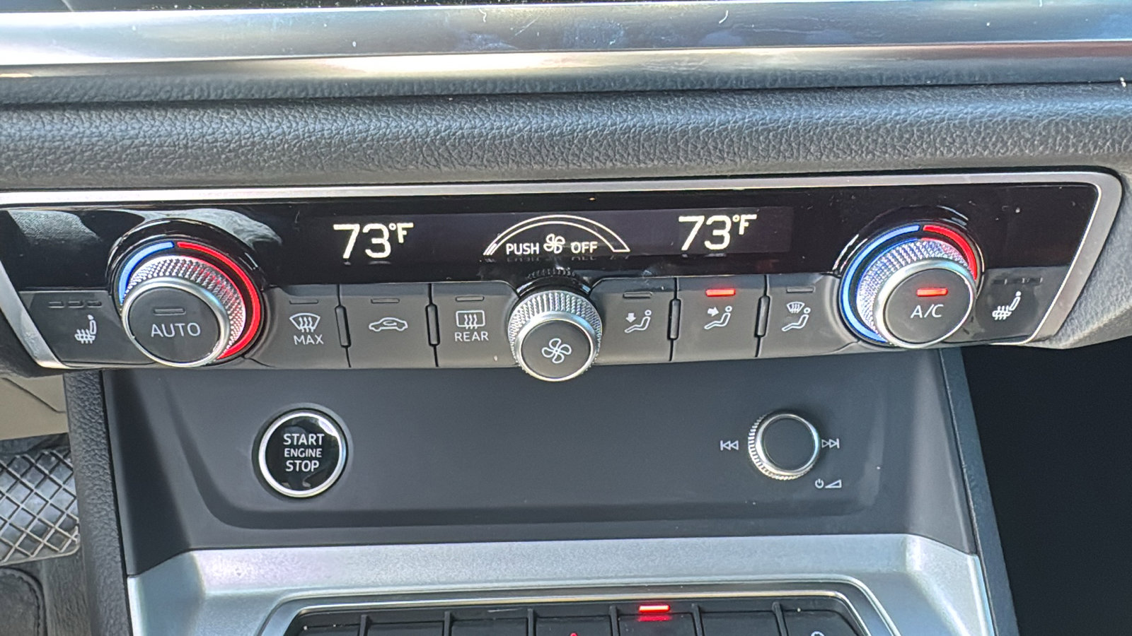 Used 2025 Audi Q3 2.0T Premium Plus w/ Premium Plus Package image 20