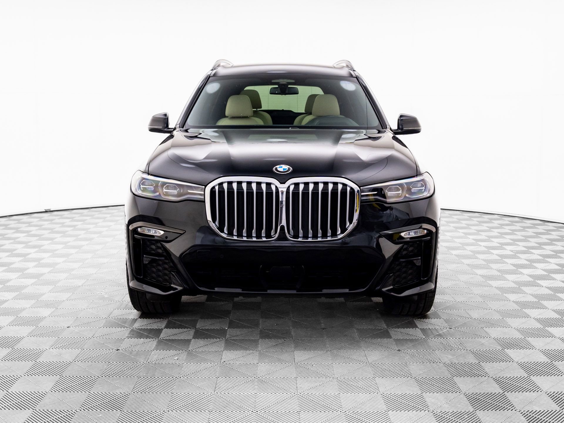 Used 2021 BMW X7 xDrive40i w/ M Sport Package image 9