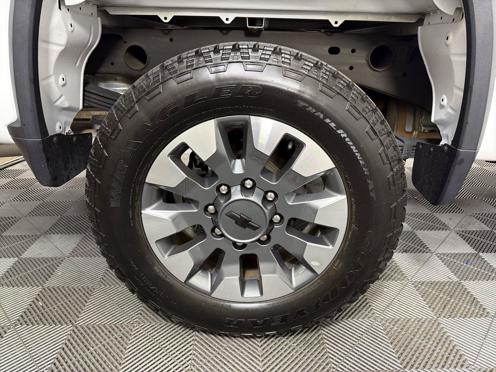 Certified 2024 Chevrolet Silverado 2500 Custom w/ Custom Value Package AWD/4WD image 15