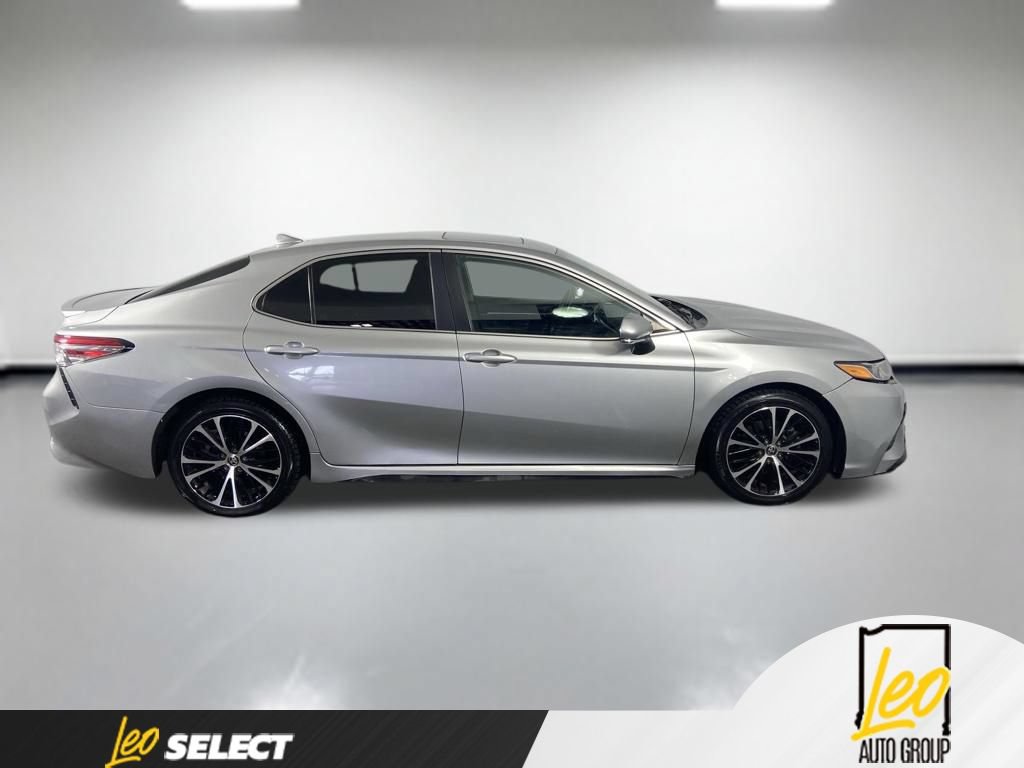 Used 2020 Toyota Camry SE w/ Audio Package FWD image 7