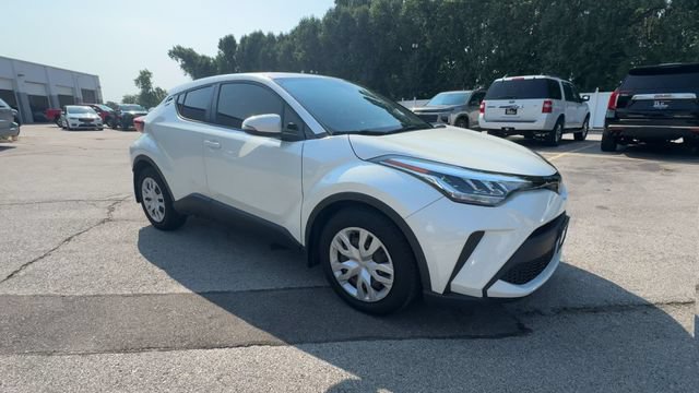 Used 2020 Toyota C-HR LE FWD image 2