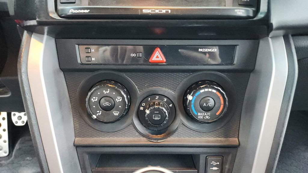 Used 2014 Scion FR-S Base image 29