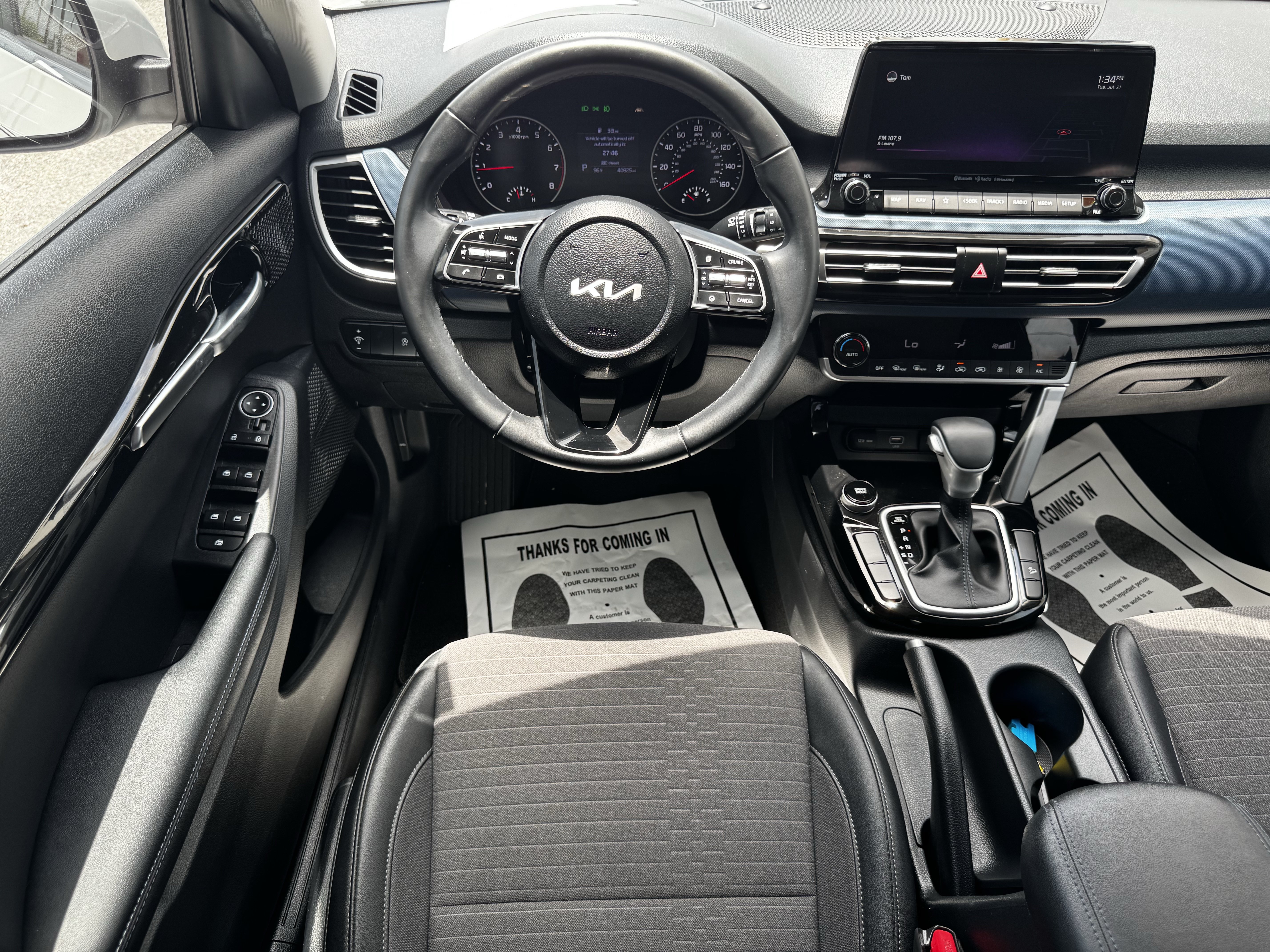 Used 2022 Kia Seltos S FWD image 13