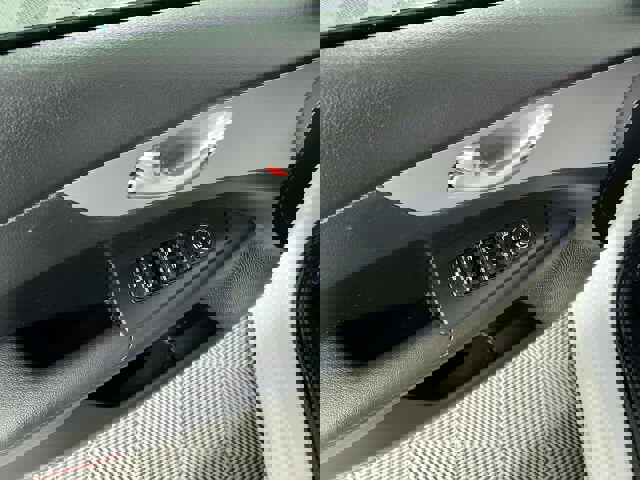 Certified 2023 Kia Forte LXS image 14