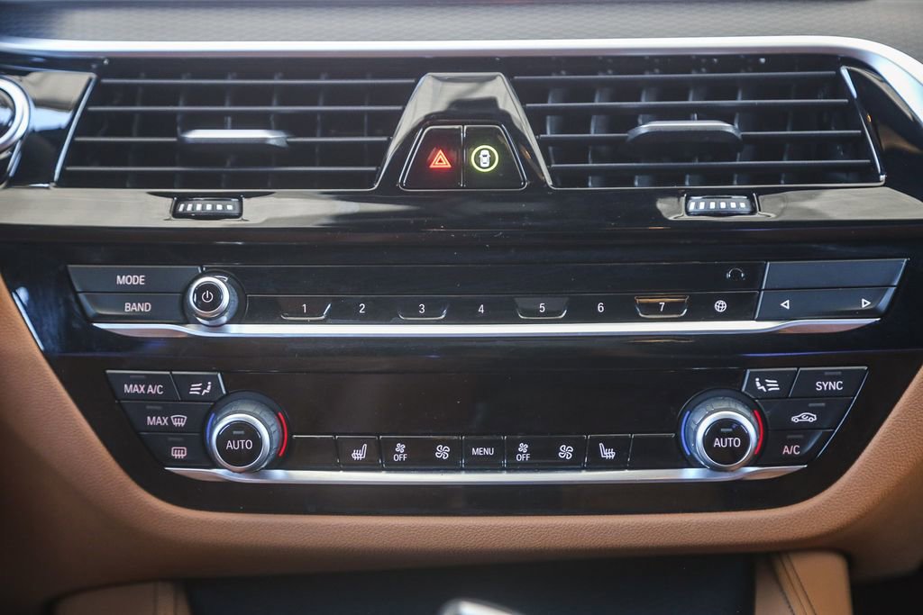 Certified 2023 BMW 540i w/ M Sport Package RWD image 10