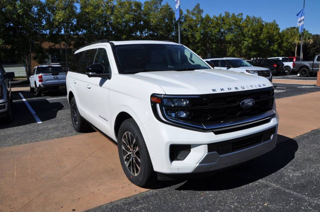 New 2025 Ford Expedition Platinum image 7