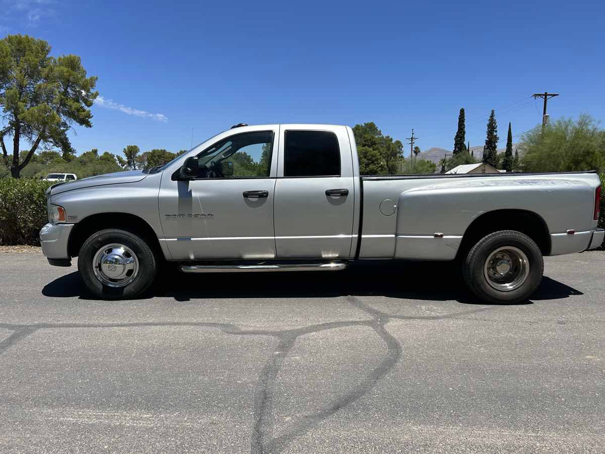 Used 2004 Dodge Ram 3500 Truck SLT w/ Sport Appearance Group image 2