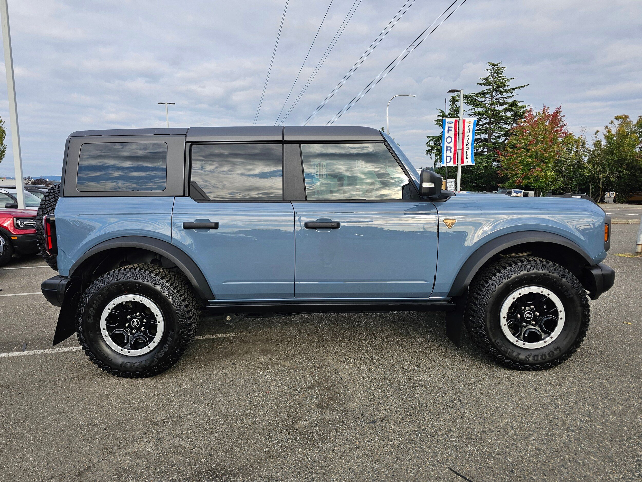 Certified 2023 Ford Bronco Badlands AWD/4WD image 4