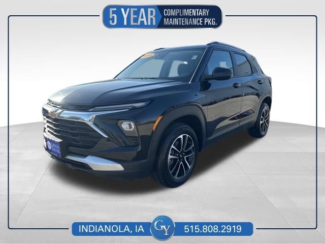 Used 2025 Chevrolet TrailBlazer LT AWD/4WD image 1