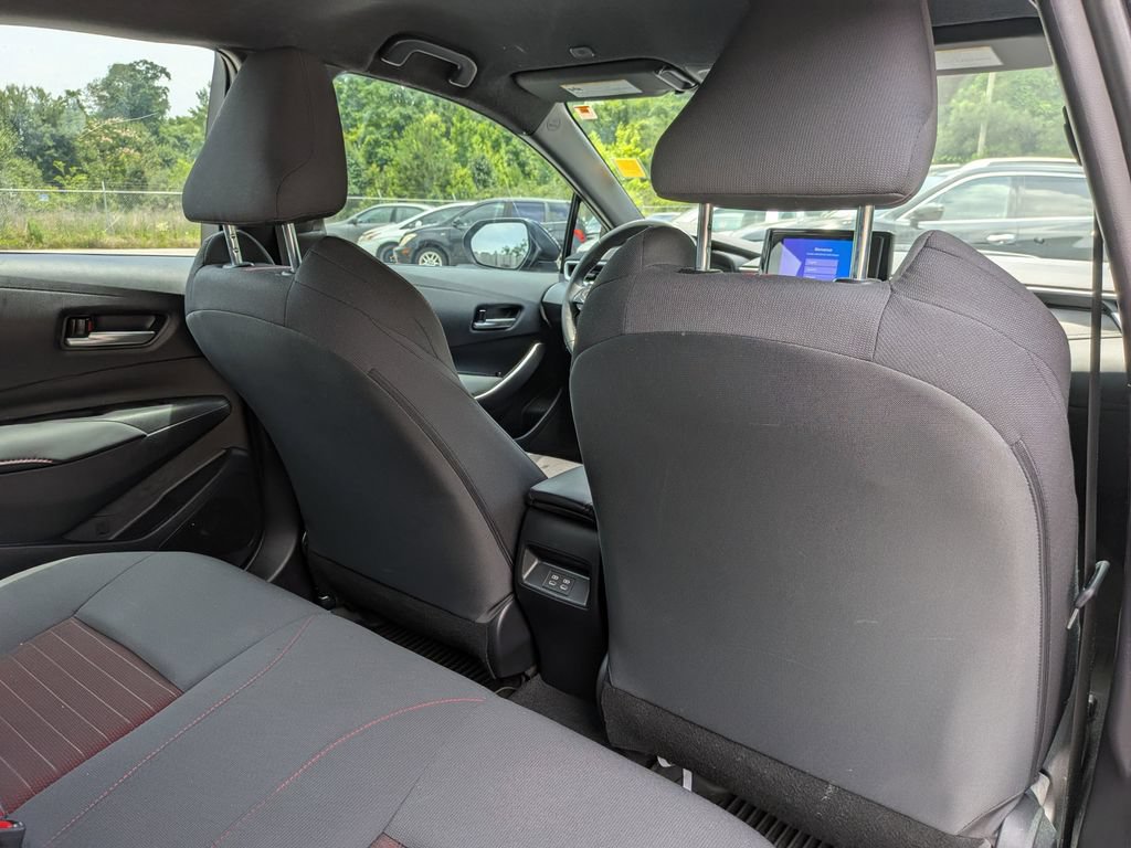 Used 2025 Toyota Corolla SE FWD image 24