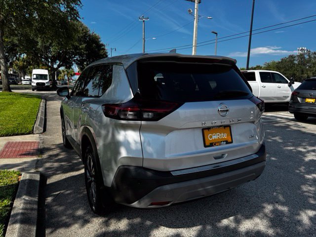 Used 2021 Nissan Rogue SV FWD image 3