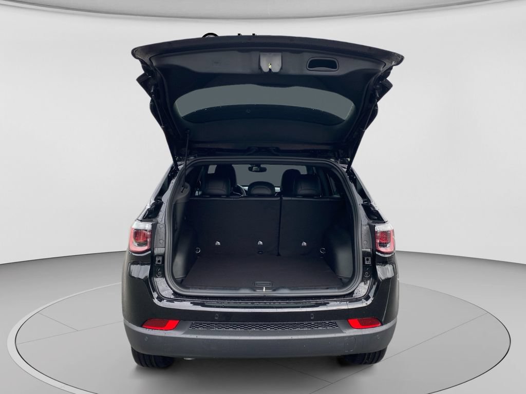 New 2026 Jeep Compass Limited AWD/4WD image 15