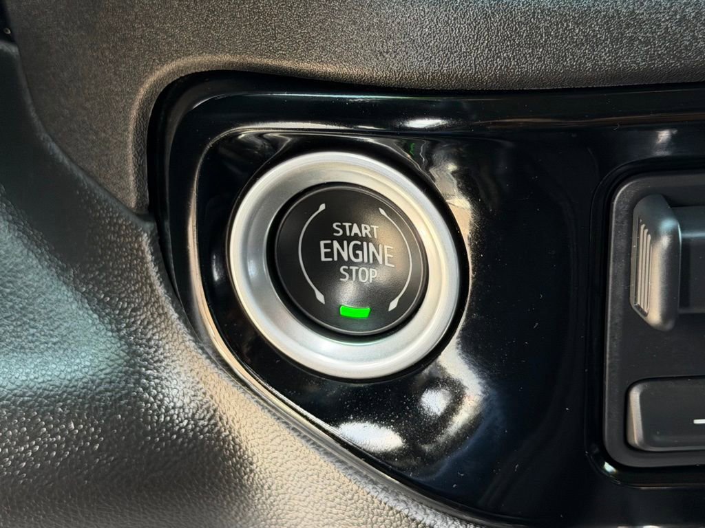 Used 2022 Chevrolet Silverado 1500 LTZ w/ LTZ Convenience Package II image 26