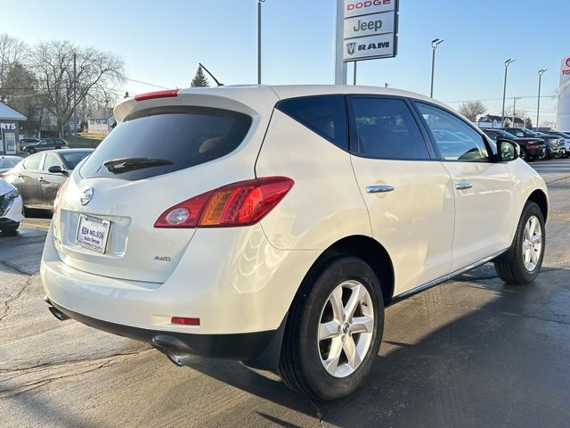 Used 2010 Nissan Murano S image 10