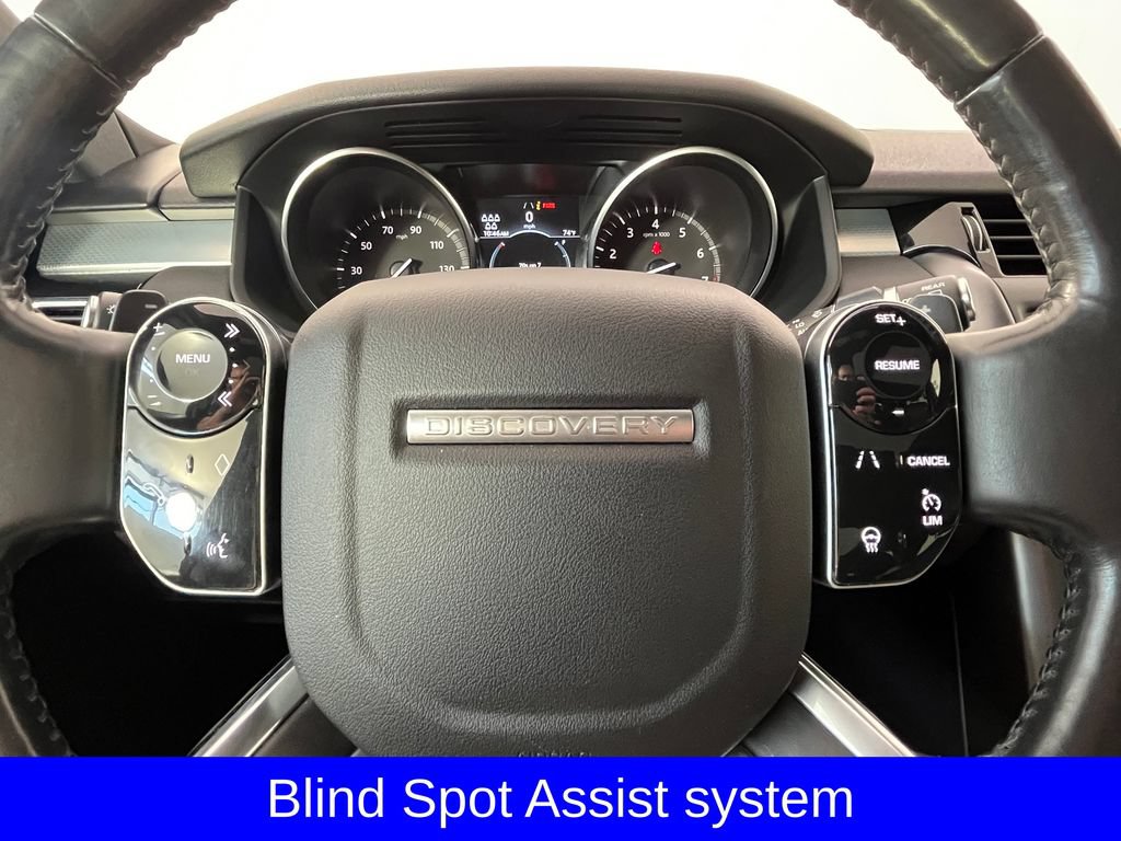 Used 2020 Land Rover Discovery Landmark AWD/4WD image 10
