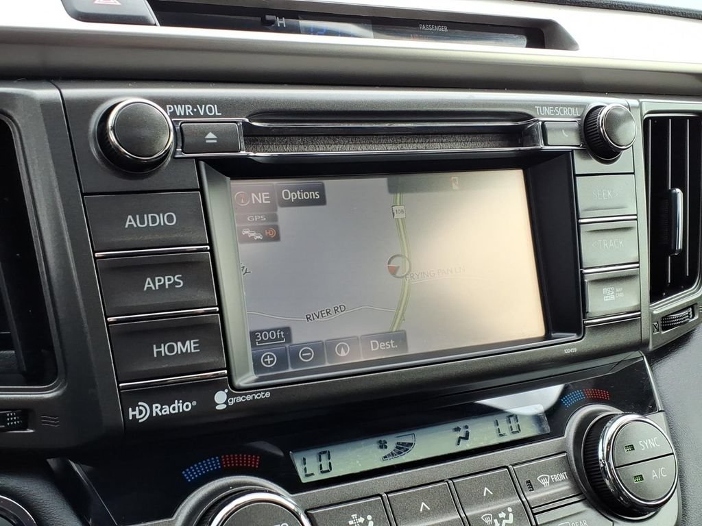 Used 2015 Toyota RAV4 Limited AWD/4WD image 24