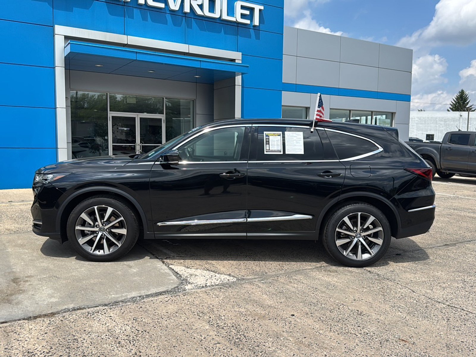 Used 2025 Acura MDX w/ Technology Package AWD/4WD image 8