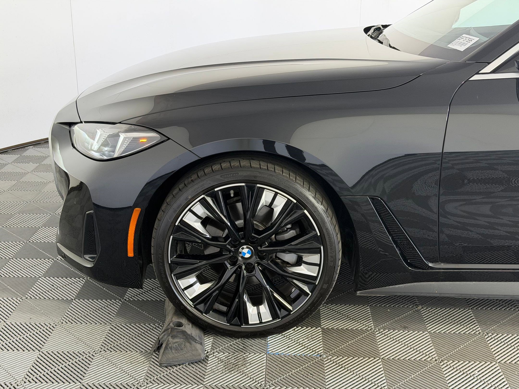 Used 2025 BMW 430i w/ Premium Package image 11
