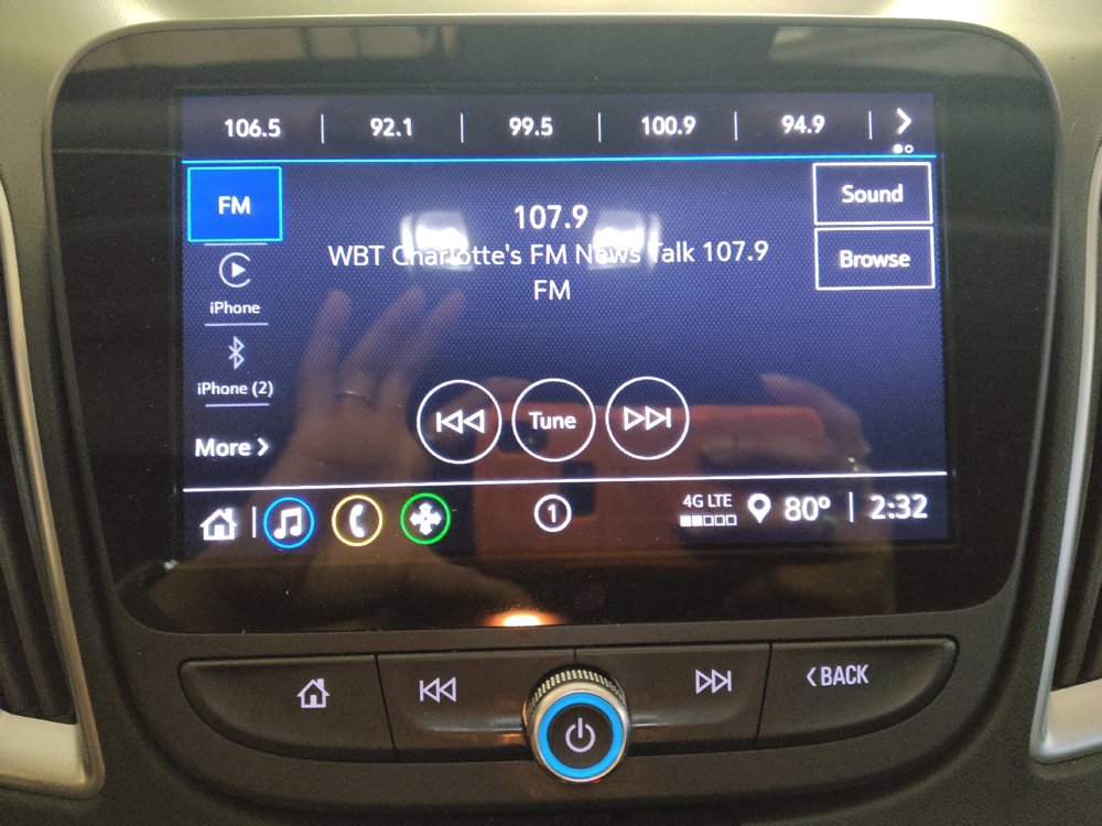 Used 2025 Chevrolet Malibu LS FWD image 25