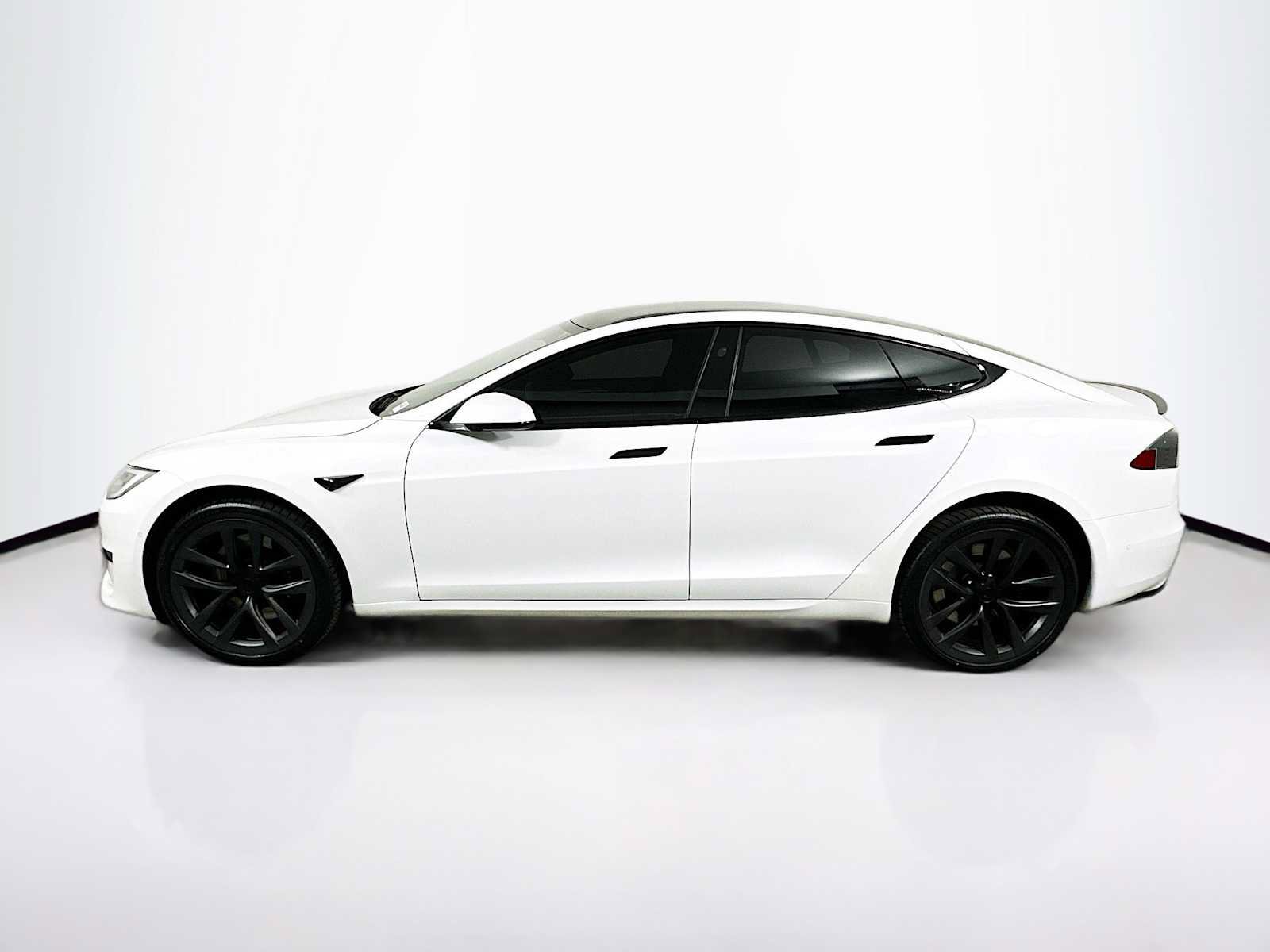 Used 2021 Tesla Model S Plaid AWD/4WD image 2