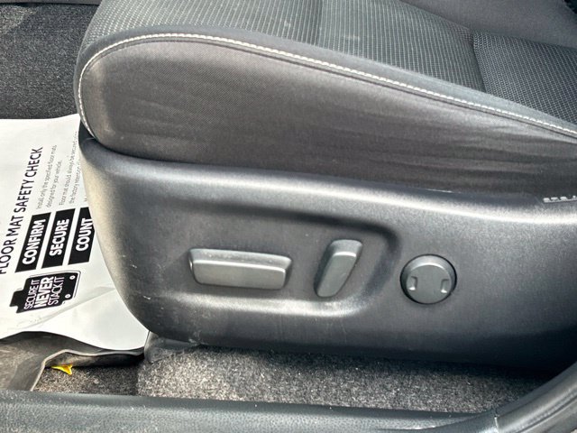 Used 2018 Toyota RAV4 XLE w/ Convenience Package AWD/4WD image 22