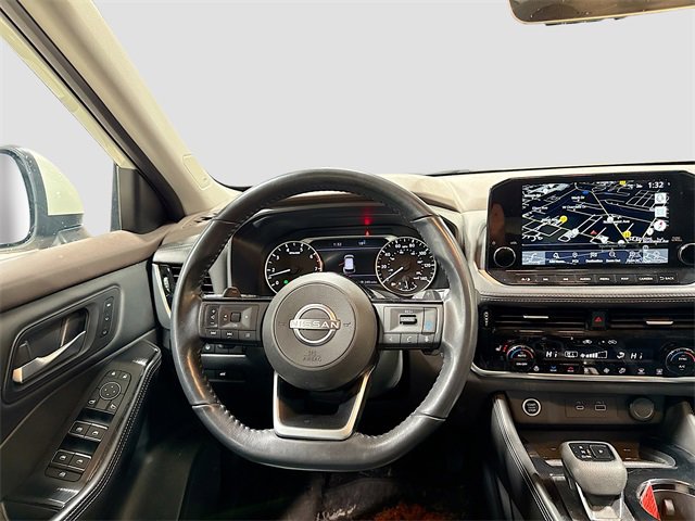 Used 2022 Nissan Rogue SL w/ SL Premium Package image 26