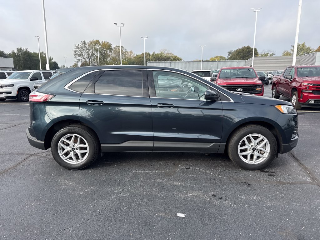 Used 2024 Ford Edge SEL w/ Convenience Package AWD/4WD image 6