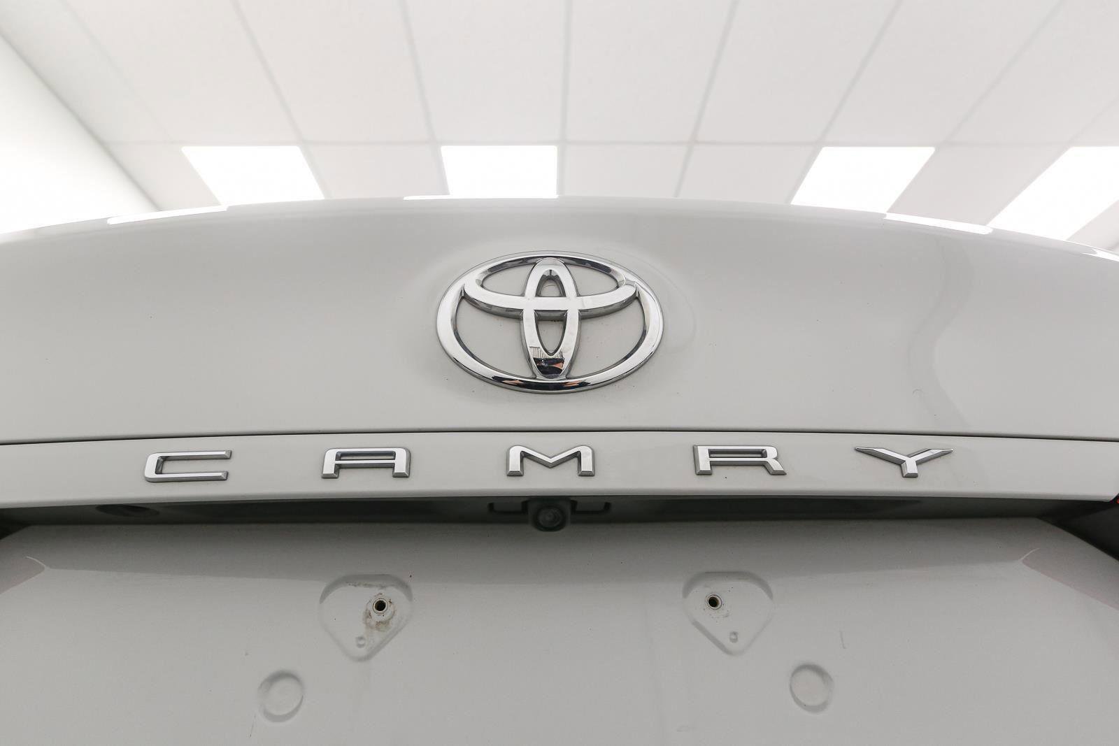 Used 2023 Toyota Camry LE FWD image 11