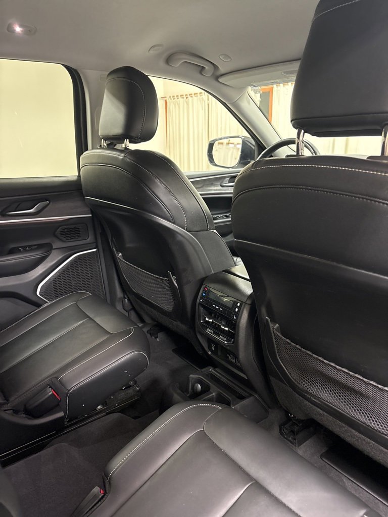 Used 2022 Jeep Grand Cherokee L Limited image 48