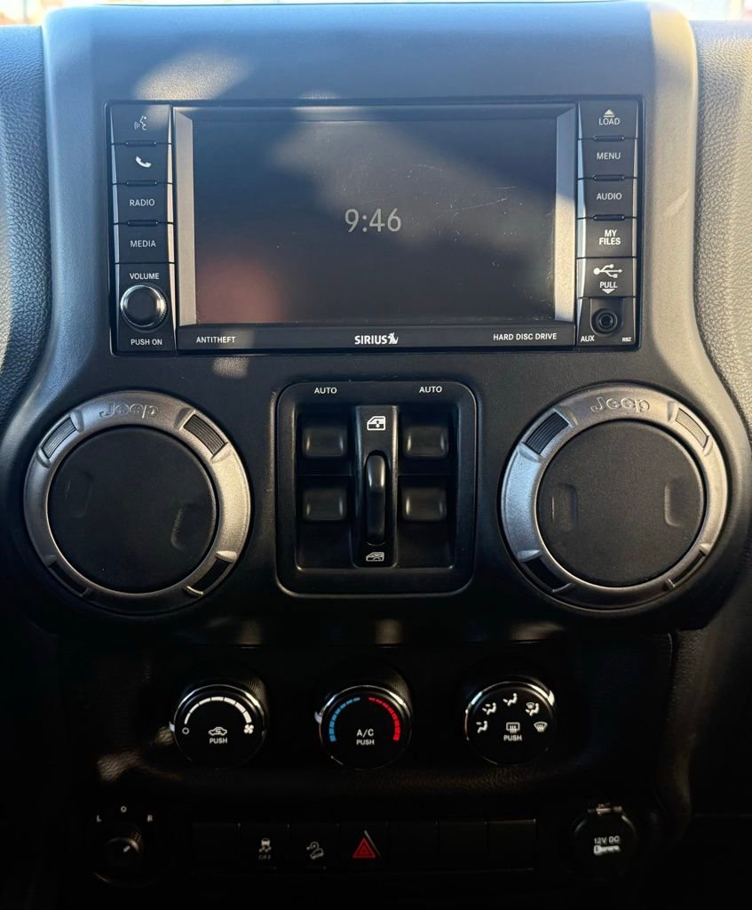 Used 2013 Jeep Wrangler Unlimited Sport image 11