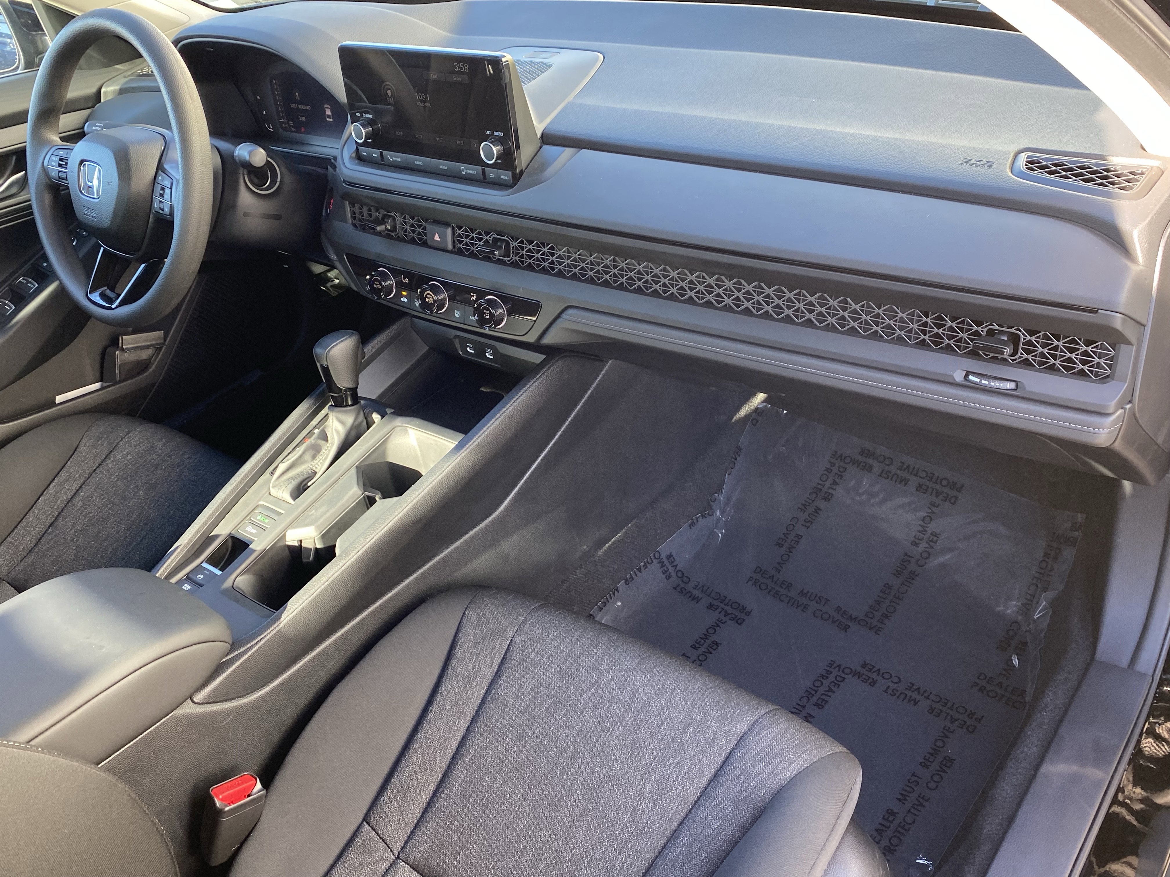 Used 2025 Honda Accord LX image 10