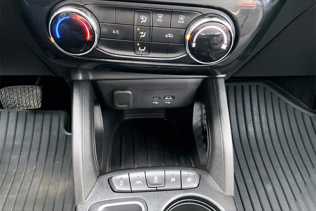 Used 2024 Chevrolet TrailBlazer LT w/ Driver Confidence Package image 11