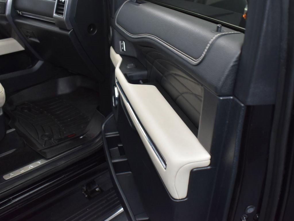 Used 2019 Ford Expedition Platinum image 14