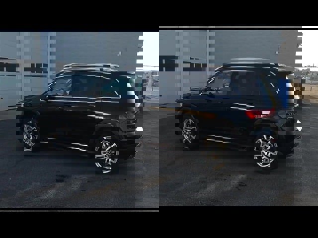 Used 2020 Mercedes-Benz GLB 250 4MATIC image 6