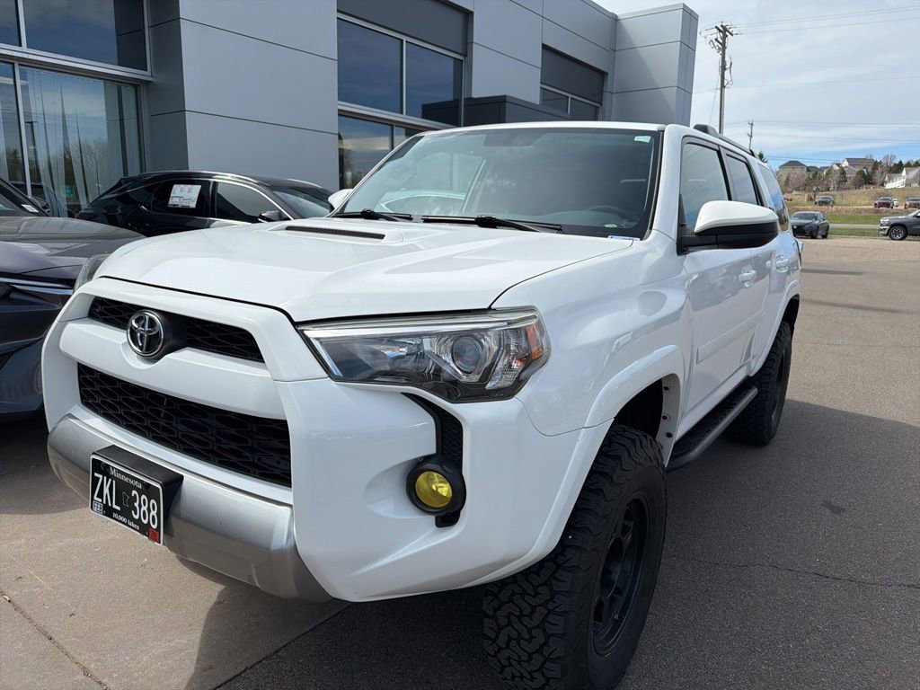 Used 2019 Toyota 4Runner TRD Off-Road image 7