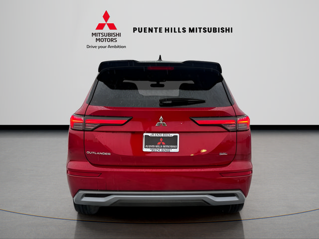 New 2026 Mitsubishi Outlander SEL FWD image 6