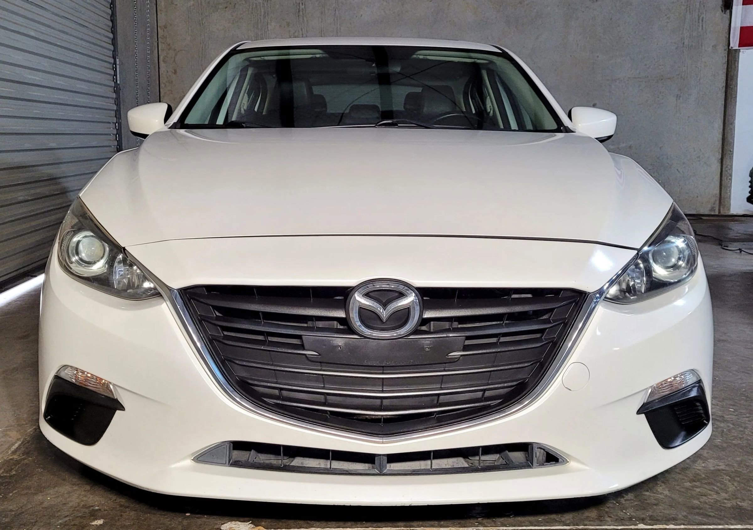 Used 2014 MAZDA MAZDA3 i Grand Touring image 2