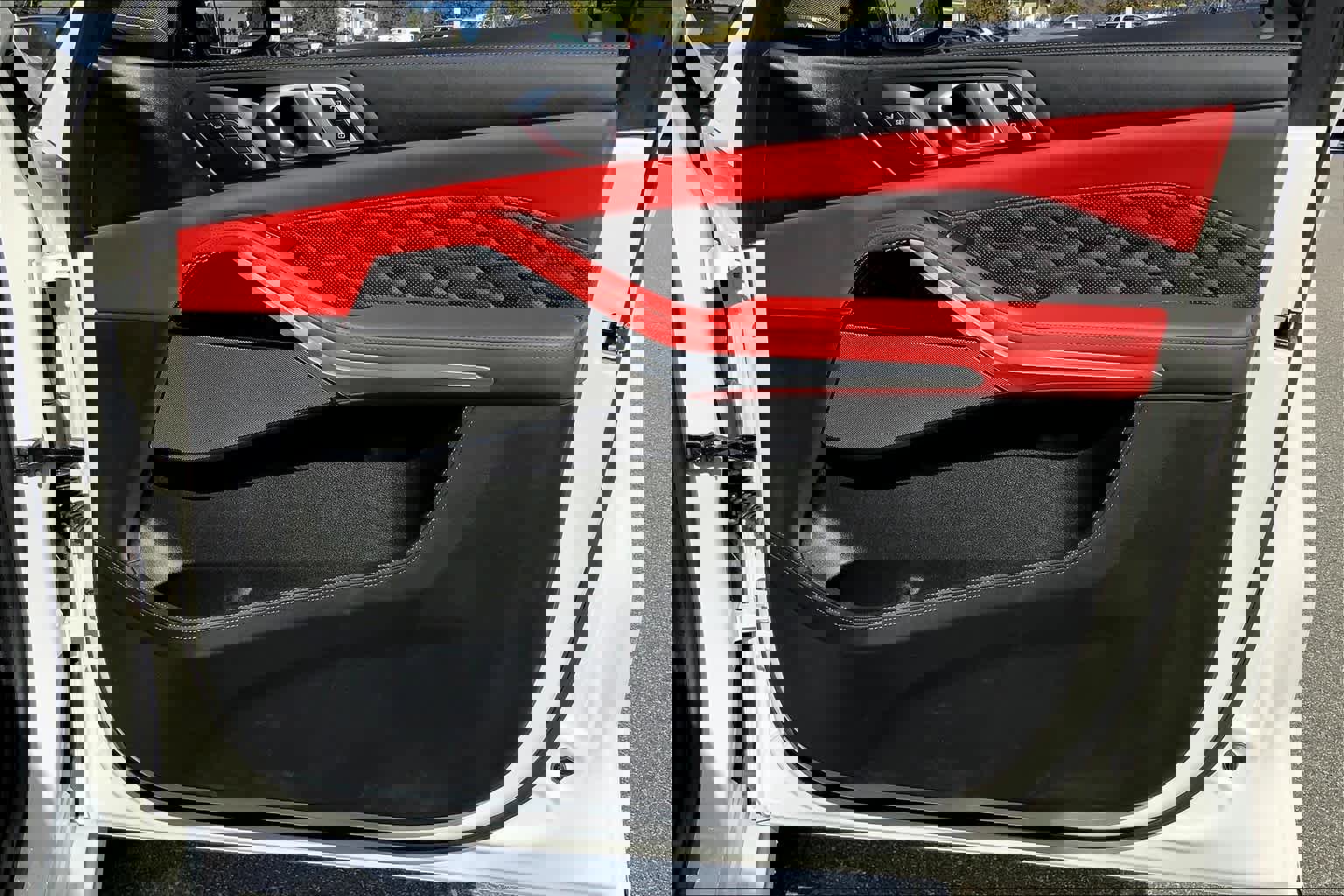 Used 2022 BMW X5 M w/ Executive Package image 22