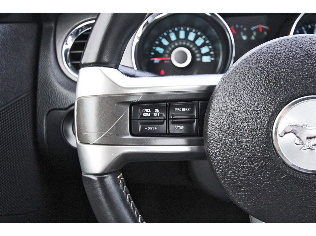 Used 2014 Ford Mustang Coupe image 16