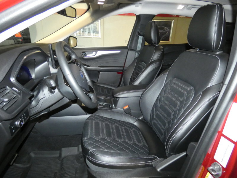 Used 2024 Ford Escape SE w/ PHEV Premium Package FWD image 10