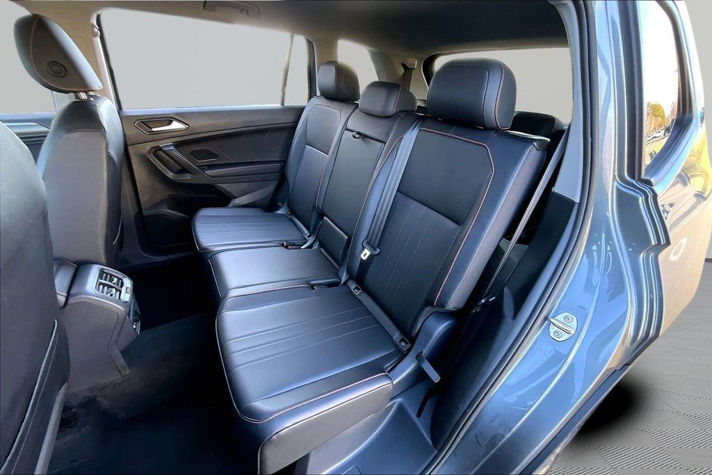 Used 2024 Volkswagen Tiguan Wolfsburg Edition image 15