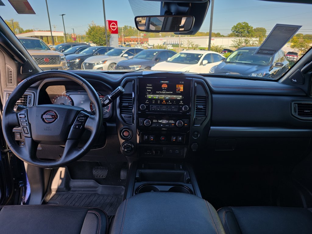 Used 2024 Nissan Titan PRO-4X w/ Pro-4x Convenience Package AWD/4WD image 21