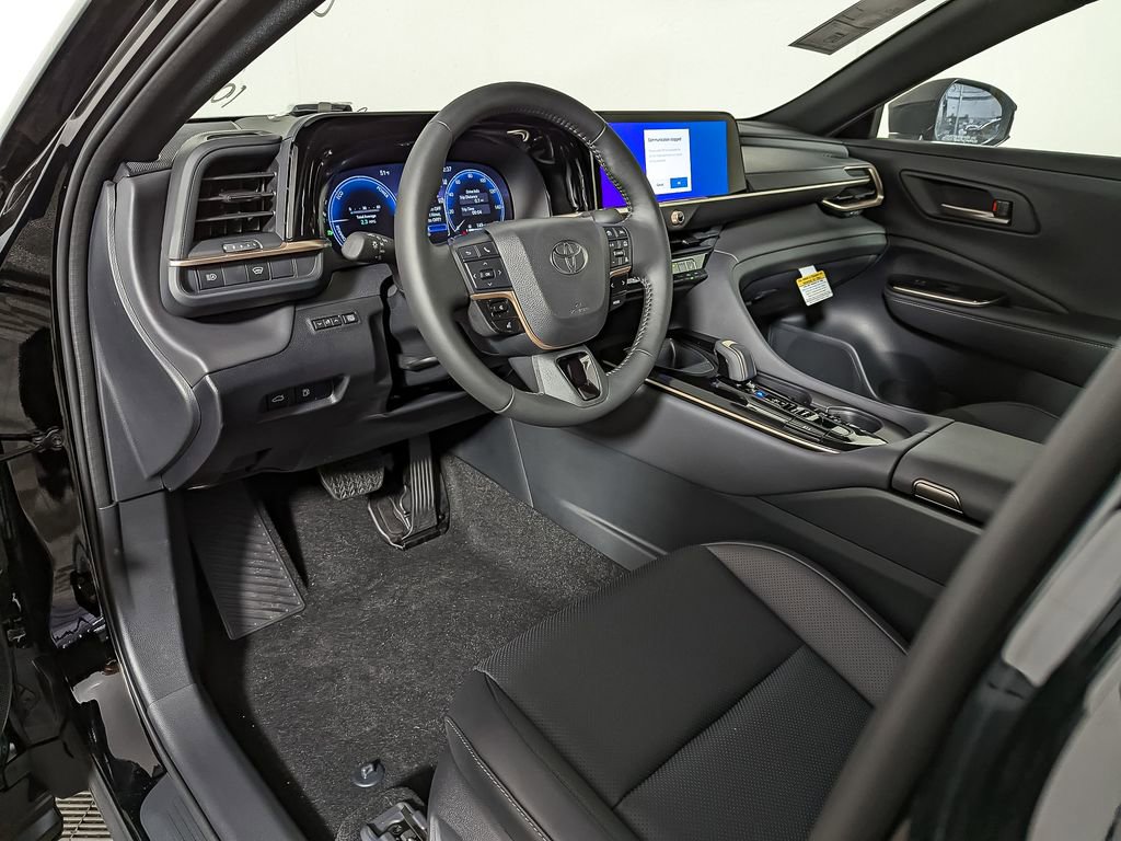 New 2026 Toyota Crown XLE image 8