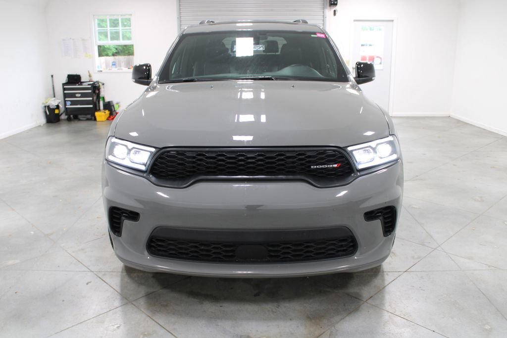 Used 2024 Dodge Durango GT AWD/4WD image 3