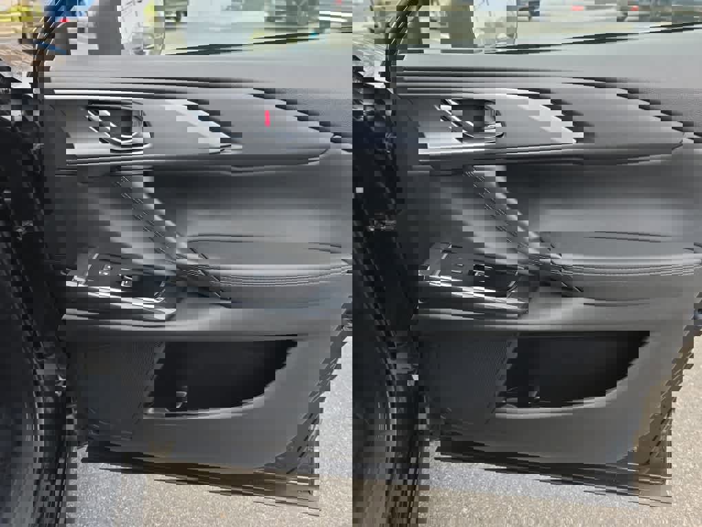 Used 2019 MAZDA CX-9 Touring image 24