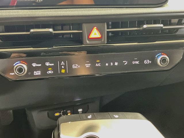 New 2026 Kia EV6 Light RWD image 16