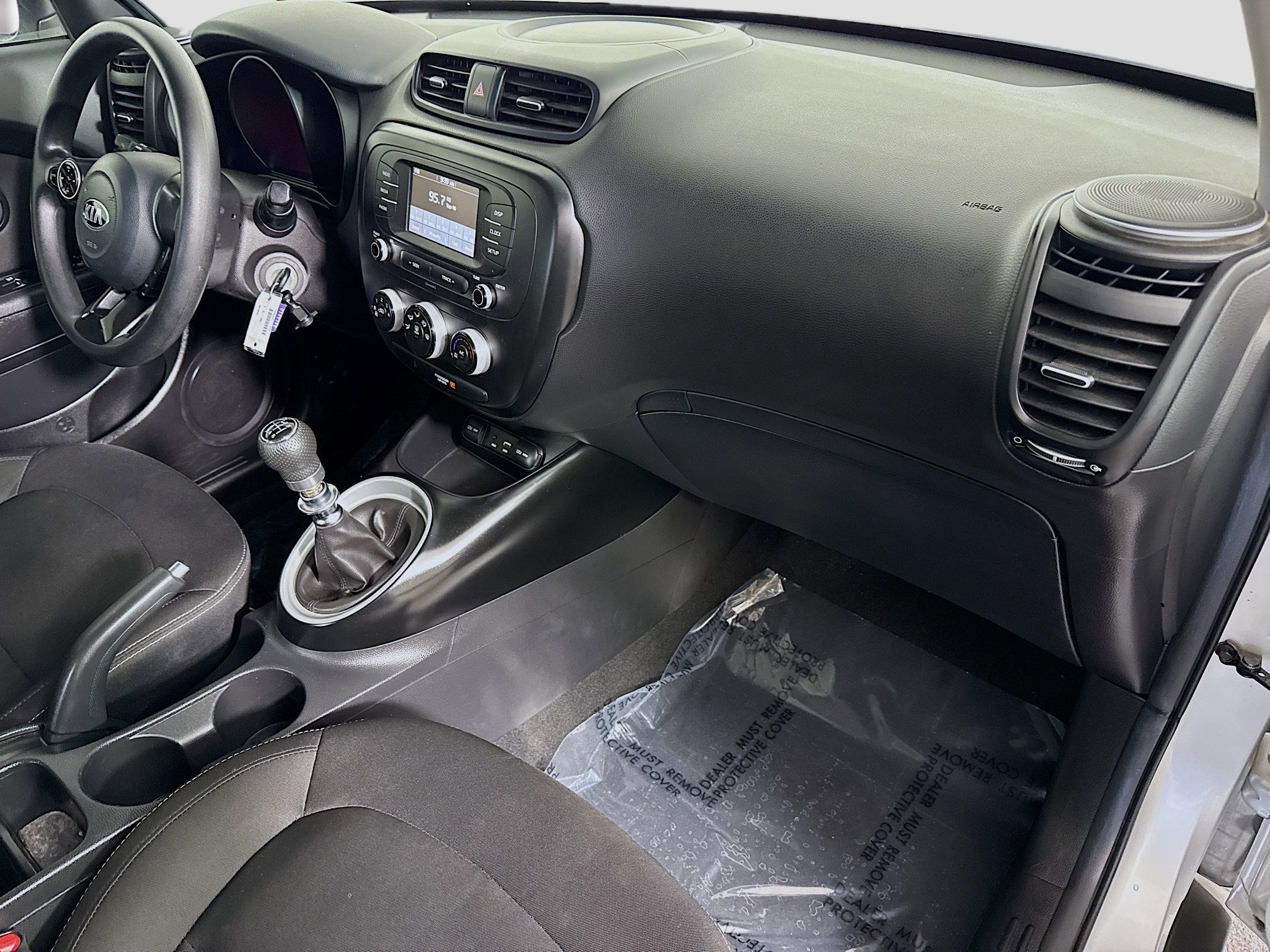 Used 2019 Kia Soul image 29