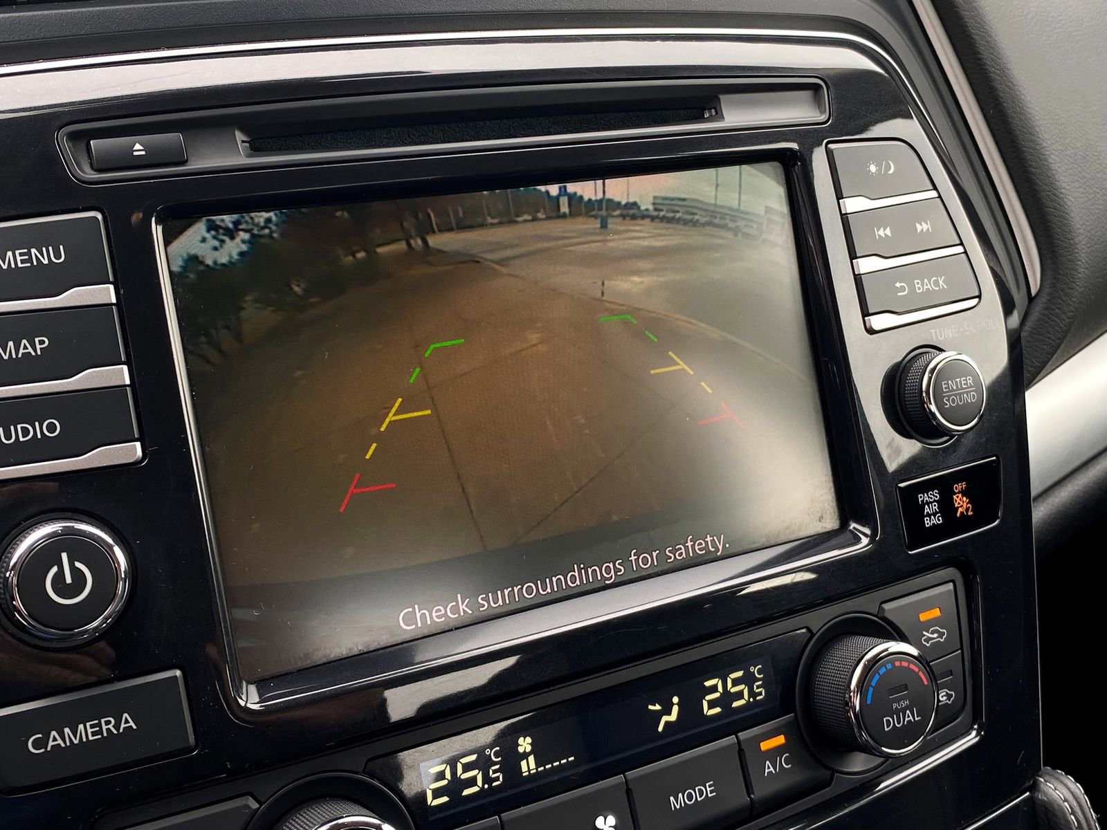 Used 2023 Nissan Maxima SL image 16