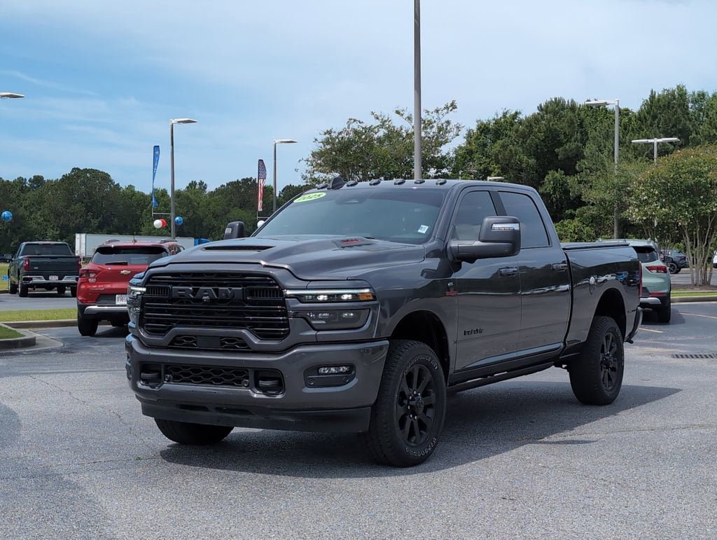 Used 2025 RAM 2500 Laramie AWD/4WD image 9